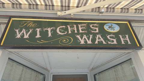 Jobs in The Witches Wash - reviews
